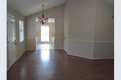 2515 Heritage Colony Drive, Webster, TX 77598 - Photo 5