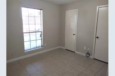2515 Heritage Colony Drive, Webster, TX 77598 - Photo 11