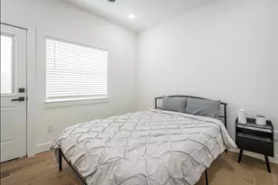 316 Thornton Rd, Houston, TX 77018 - Photo 5