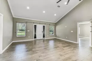 212 County Rd 2202, Cleveland, TX 77327 - Photo 9