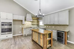 212 County Rd 2202, Cleveland, TX 77327 - Photo 13