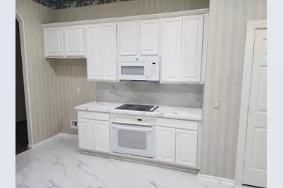 43 N Belfair Place, The Woodlands, TX 77382 - Photo 17