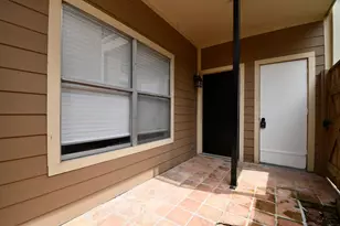 720 Bering Dr, Houston, TX 77057 - Photo 3