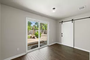 709 E 41st St, Houston, TX 77022 - Photo 17