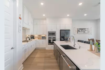 8030 Allston Village Trail, The Woodlands, TX 77389 - Photo 11