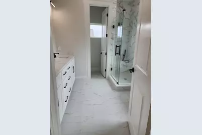 10926 Ivyridge Road #B, Houston, TX 77043 - Photo 13