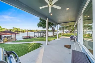 10880 Circle Dr, Willis, TX 77318 - Photo 29