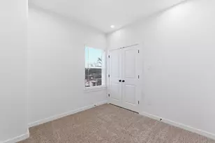 8408 Darien St, Houston, TX 77028 - Photo 23