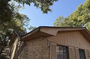 321 Johnson St, Brenham, TX 77833 - Photo 33