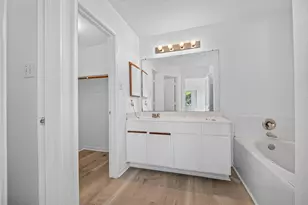 16111 Wisteria Hill St, Houston, TX 77073 - Photo 23