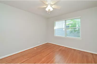 9817 Cedardale Drive, Houston, TX 77055 - Photo 17