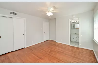 9817 Cedardale Drive, Houston, TX 77055 - Photo 21