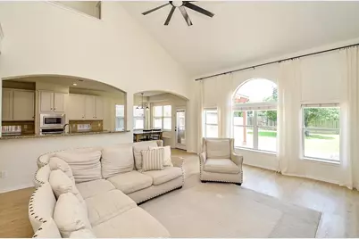 1630 Brookstone Lane, Sugar Land, TX 77479 - Photo 17
