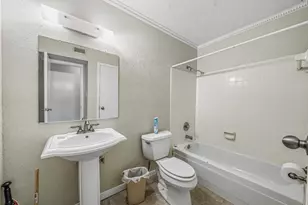3770 Lovers Wood Ln, Houston, TX 77014 - Photo 17