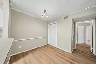 3770 Lovers Wood Ln, Houston, TX 77014 - Photo 11