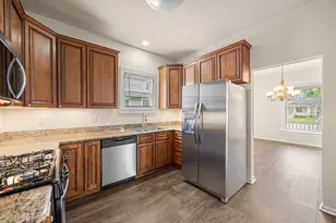 1219 Rutland St, Houston, TX 77008 - Photo 11