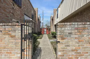 5524 Beverly Hill St, Houston, TX 77056 - Photo 27