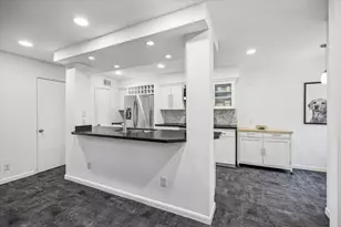 5524 Beverly Hill St, Houston, TX 77056 - Photo 5