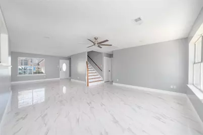 6827 Crystal Point Drive, Katy, TX 77449 - Photo 7