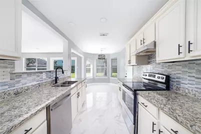 6827 Crystal Point Drive, Katy, TX 77449 - Photo 11