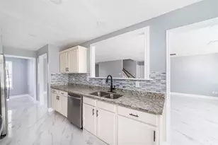 6827 Crystal Point Dr, Katy, TX 77449 - Photo 13