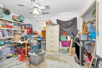 10408 Glennswood Drive, Navasota, TX 77868 - Photo 13