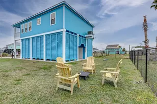 967 Bowers Ln, Crystal Beach, TX 77650 - Photo 33