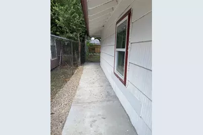 6031 Glenhurst Drive, Houston, TX 77033 - Photo 3