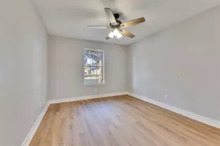 2811 Sugar Wood Dr, League City, TX 77573 - Photo 19