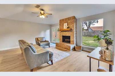 2811 Sugar Wood Drive, League City, TX 77573 - Photo 11