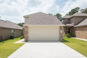405 N Meadows Dr, Willis, TX 77378 - Photo 1