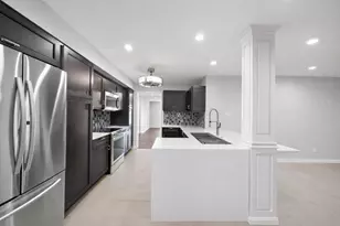 8954 Chatsworth Dr, Houston, TX 77024 - Photo 7