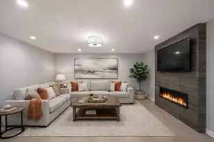 8954 Chatsworth Dr, Houston, TX 77024 - Photo 11