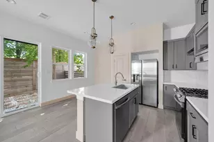 9551 Neuens Rd Rd, Houston, TX 77080 - Photo 7