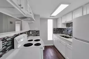 7047 Bissonnet St, Houston, TX 77074 - Photo 7