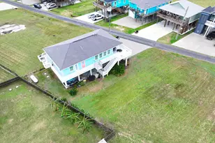 943 Palm Ridge Dr, Crystal Beach, TX 77650 - Photo 45