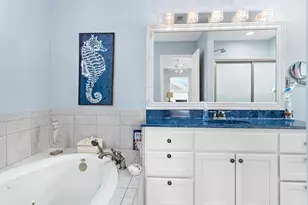 943 Palm Ridge Dr, Crystal Beach, TX 77650 - Photo 17