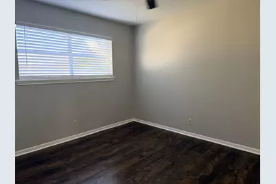 2102 5th Avenue N #12, Texas City, TX 77590 - Photo 9