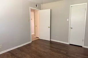 2102 5th Ave N, Texas City, TX 77590 - Photo 11