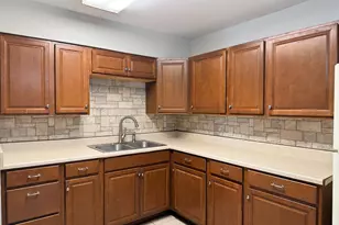 2102 5th Ave N, Texas City, TX 77590 - Photo 7