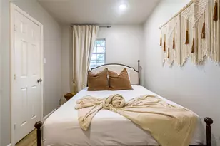 3818 Blodgett St, Houston, TX 77004 - Photo 17