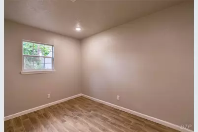 3818 Blodgett Street, Houston, TX 77004 - Photo 27