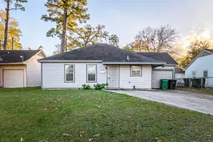 3818 Blodgett St, Houston, TX 77004 - Photo 1