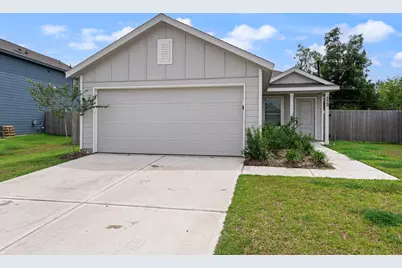 252 Houston Avenue, Angleton, TX 77515 - Photo 1