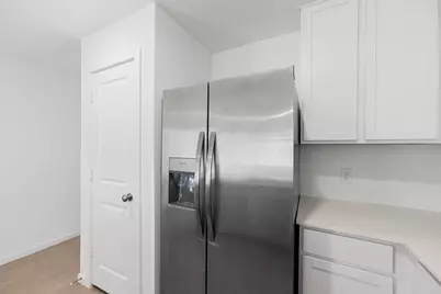252 Houston Avenue, Angleton, TX 77515 - Photo 9