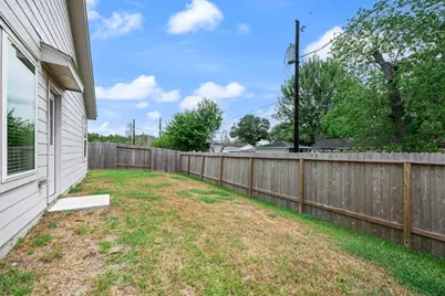 252 Houston Avenue, Angleton, TX 77515 - Photo 37