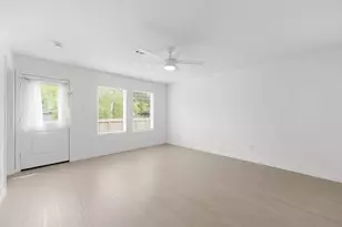 252 Houston Ave, Angleton, TX 77515 - Photo 21
