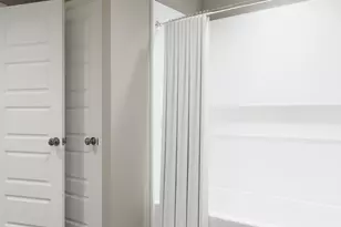 8121 Burnt Orchid Dr, Houston, TX 77078 - Photo 17