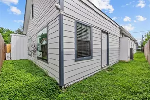 7013 Corsicana St, Houston, TX 77020 - Photo 19