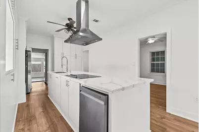 7013 Corsicana Street, Houston, TX 77020 - Photo 5